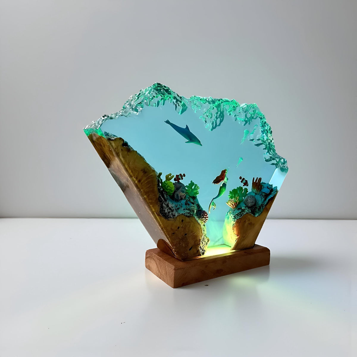 Mermaid & Dolphin Ocean Resin Lamp: Underwater Fantasy Night Light