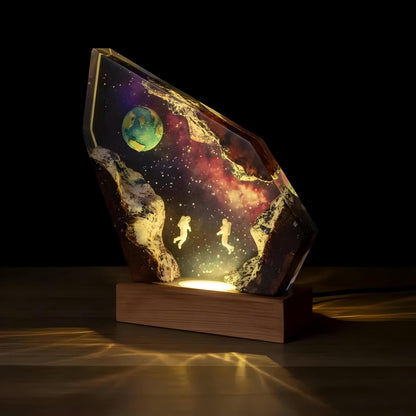 Astronaut Space Explorer Resin Lamp: Modern Epoxy Art Light