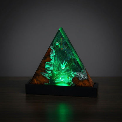 Galaxy Astronaut Resin Lamp: Cosmic Triangle Night Light