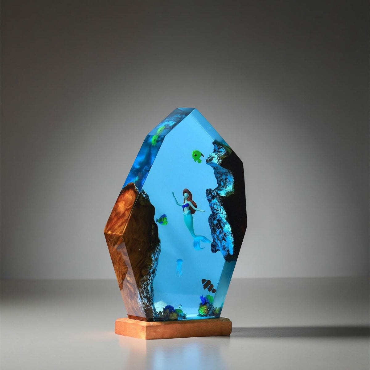 Mermaid Ocean Scene Resin Night Light – Handmade Epoxy Lamp with Wood Base