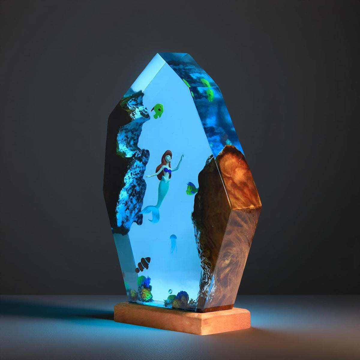 Mermaid Ocean Scene Resin Night Light – Handmade Epoxy Lamp with Wood Base