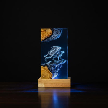 3D Pterosaur Resin Night Light – Winged Dragon Sculpture Lamp