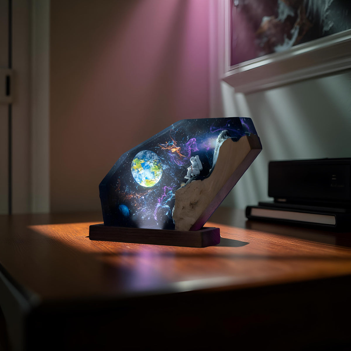 Astronaut Galaxy Resin Lamp – Cosmic LED Night Light with Spaceship Scene