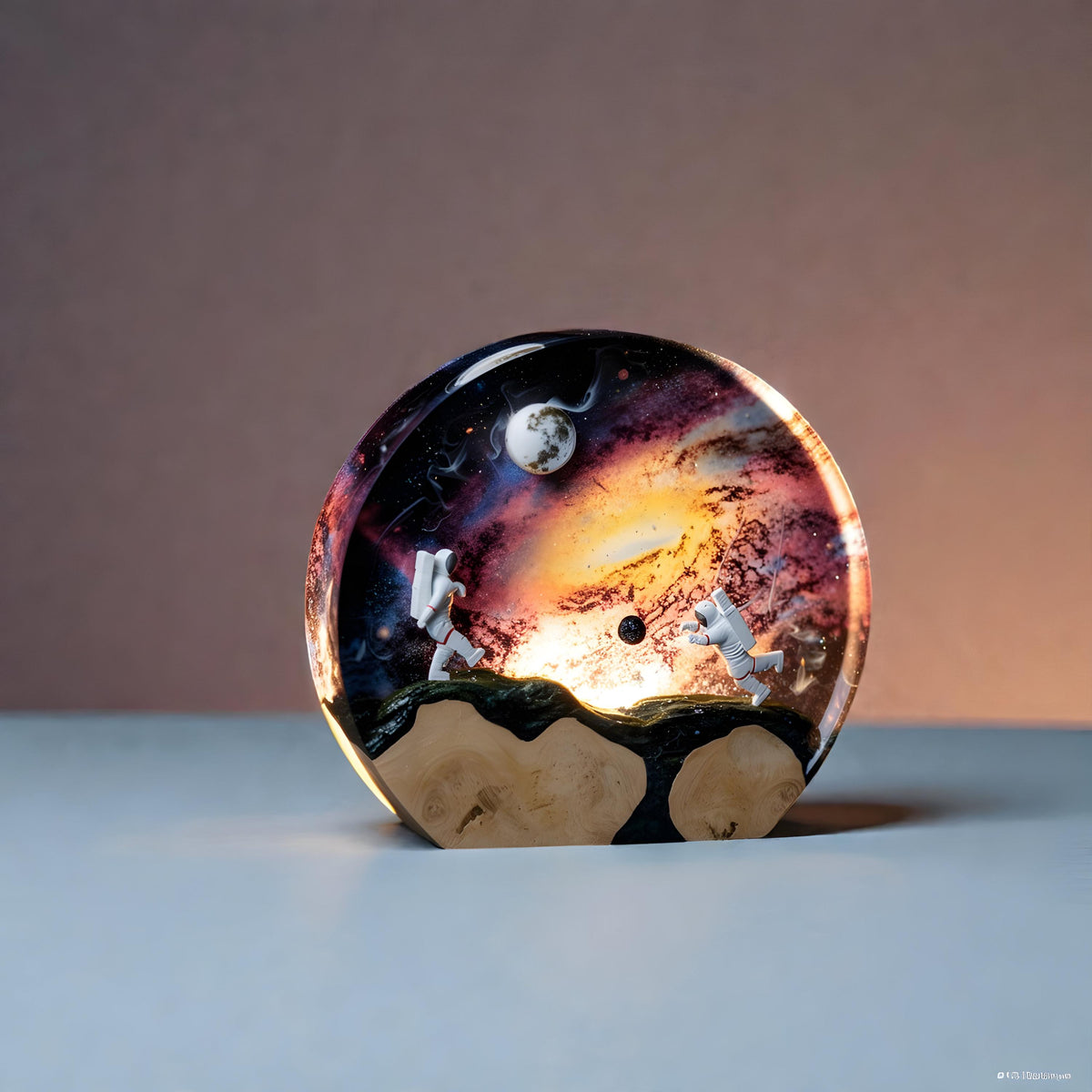 Astronaut Space Exploration Resin Night Light: Solid Wood Epoxy LED Lamp