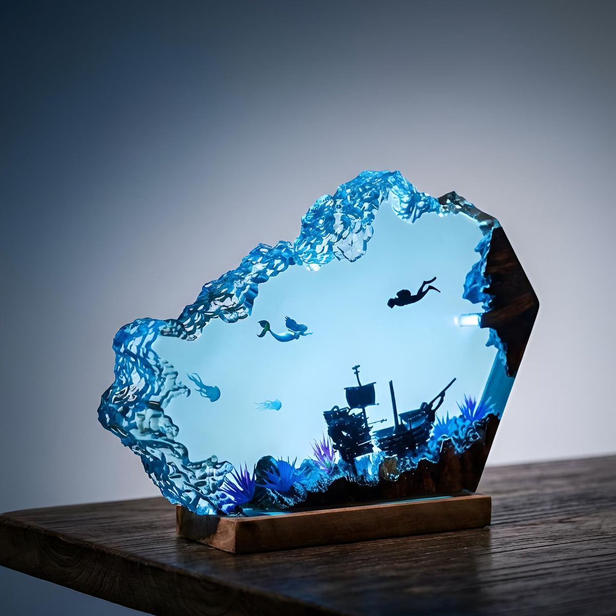 Mermaid & Diver Resin Lamp: Ocean Scene LED Night Light