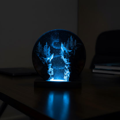 Snow Wolf Resin Night Light: Wolf Forest LED Lamp