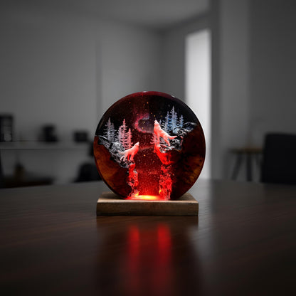 Snow Wolf Resin Night Light: Wolf Forest LED Lamp