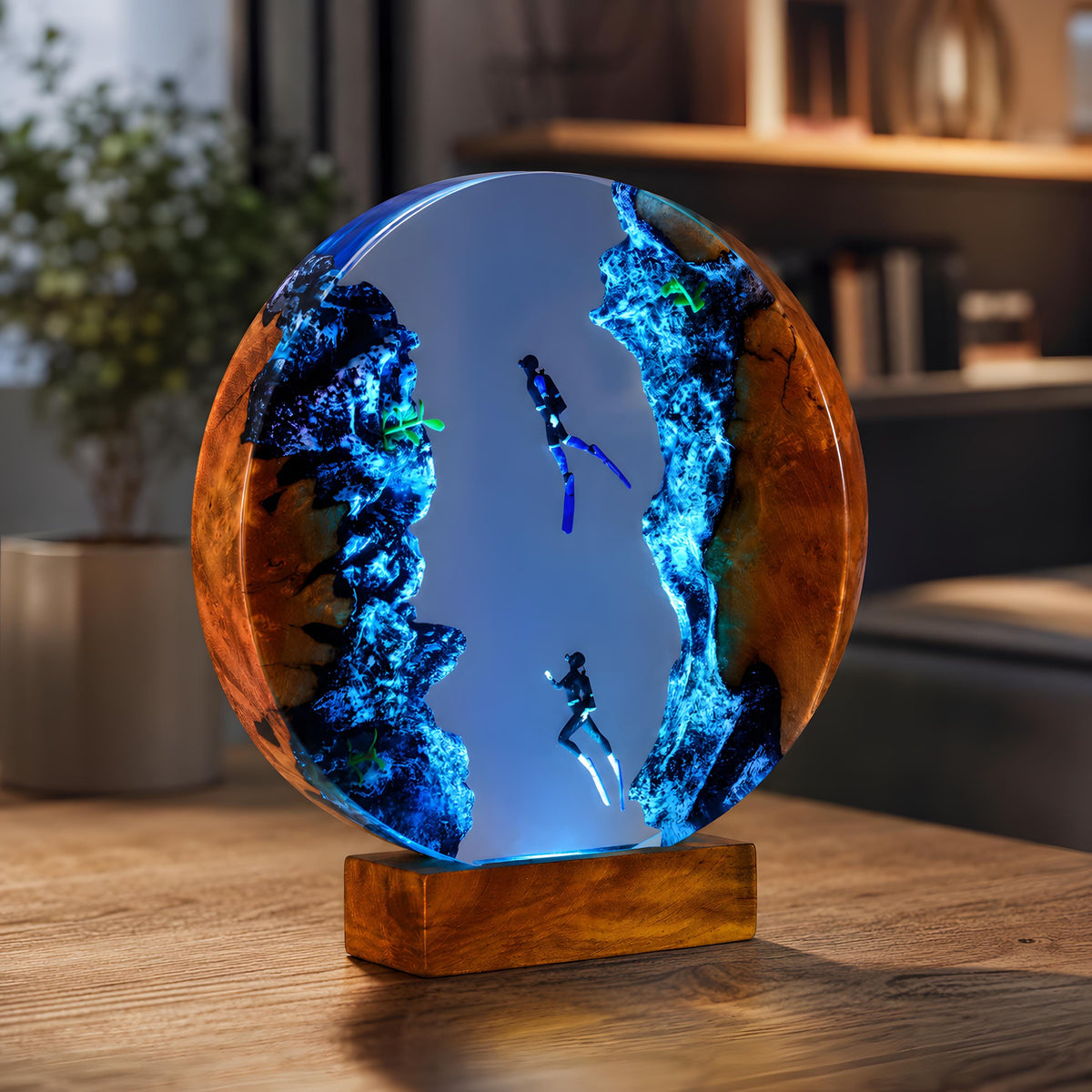 Couple Diver Resin Lamp, Ocean LED Night Light, Underwater Epoxy Lamp, Coastal Decor