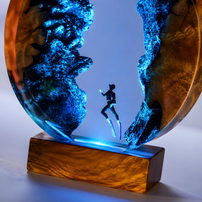 Couple Diver Resin Lamp, Ocean LED Night Light, Underwater Epoxy Lamp, Coastal Decor