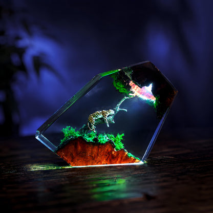 Jaguar Resin Lamp, Wildlife LED Night Light, Jungle Animal Epoxy Desk Decor