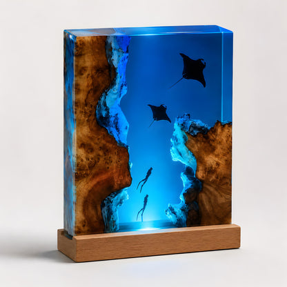 Manta Ray Resin Lamp, Ocean LED Night Light, Diver Epoxy Lamp, Coastal Room Decor
