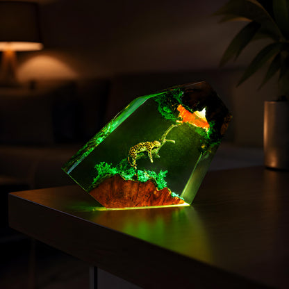 Jaguar Resin Lamp, Wildlife LED Night Light, Jungle Animal Epoxy Desk Decor