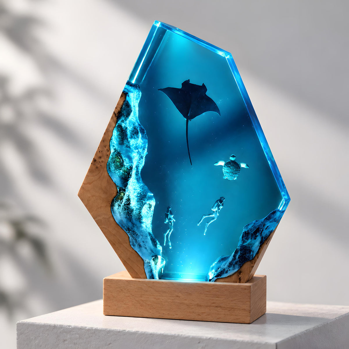 Ocean Resin Lamp, Manta Ray Night Light, Diver & Sea Turtle Underwater Decor