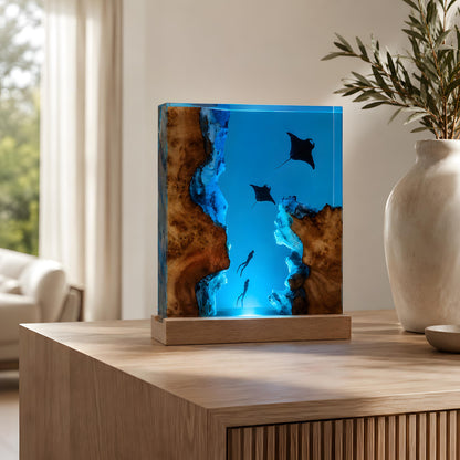 Manta Ray Resin Lamp, Ocean LED Night Light, Diver Epoxy Lamp, Coastal Room Decor
